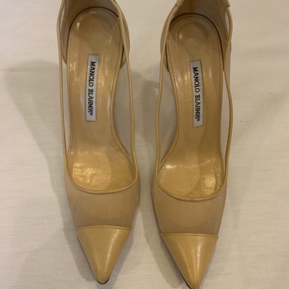Cream and mesh Manolos